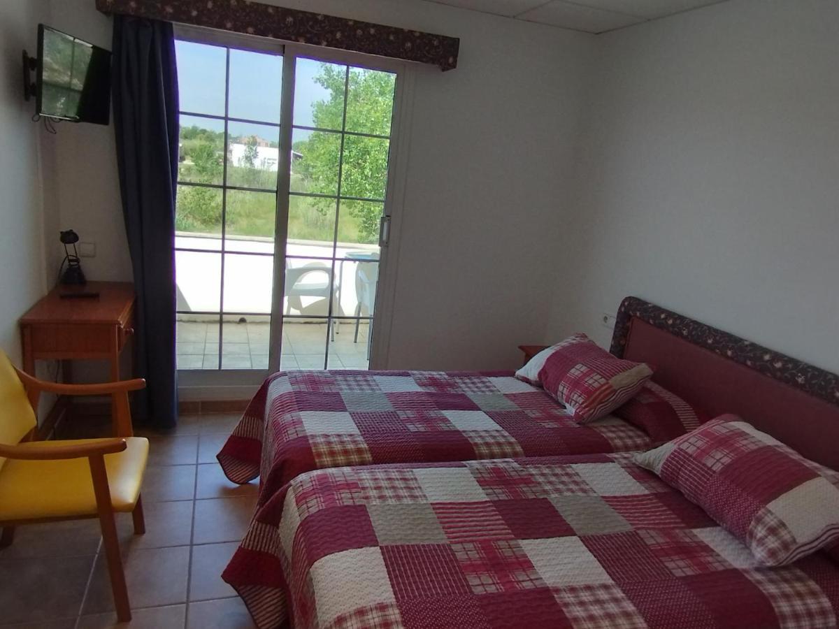 Hostal Restaurant Paca Riumar Luaran gambar