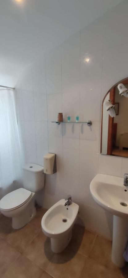 Hostal Restaurant Paca Riumar Luaran gambar